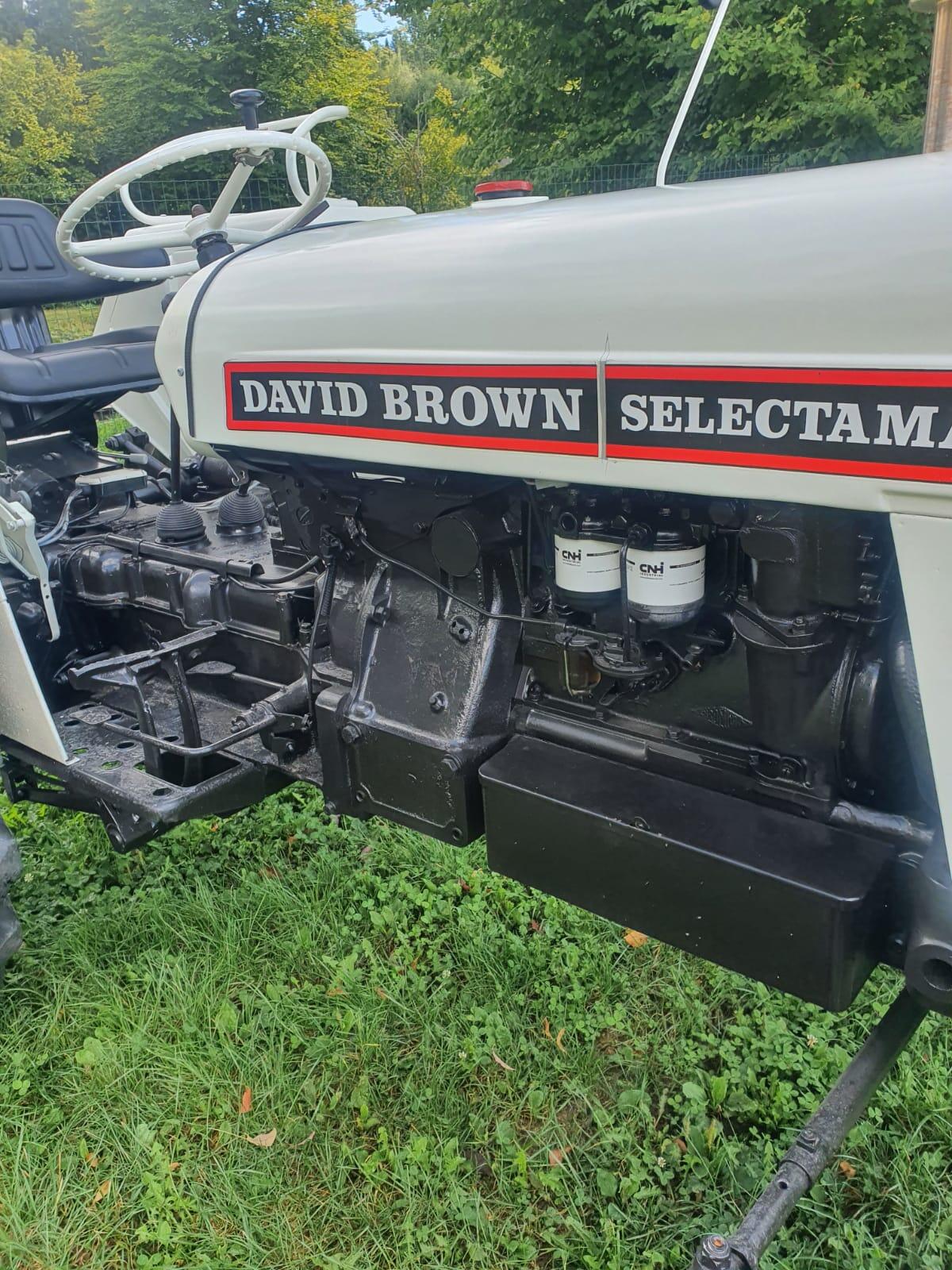 Traktor David Brown 880 3