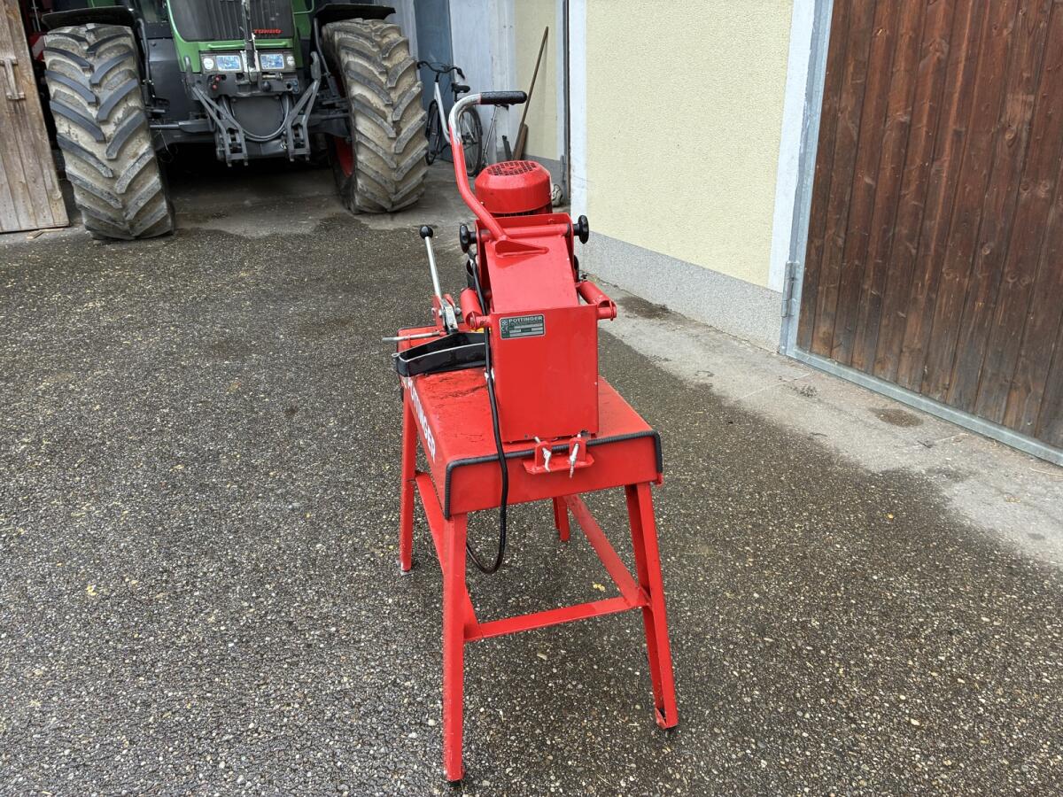 Pöttinger Schleifgerät 3