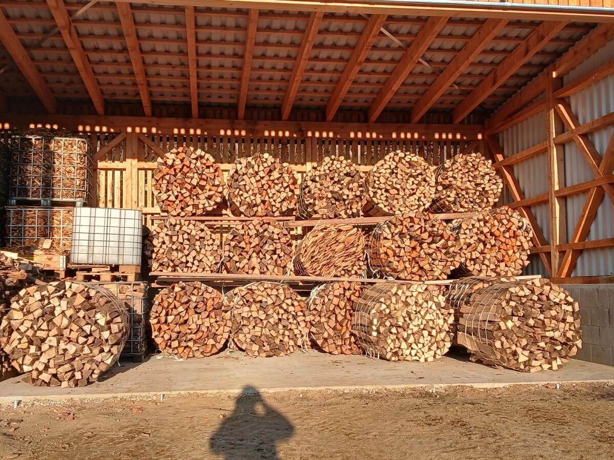 Verkaufe Brennholz Scheiter Holzbündel Esche 1