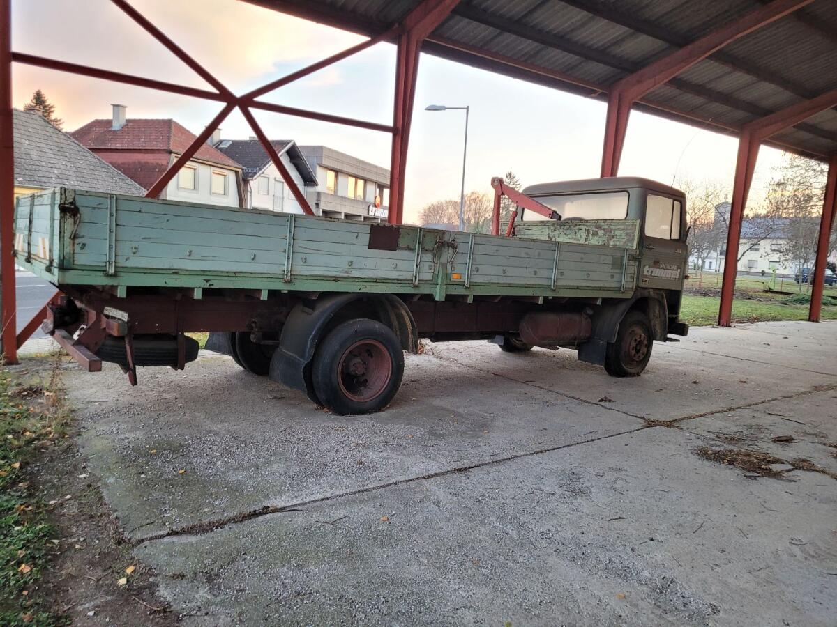 Oldtimer Mercedes Benz 911 3