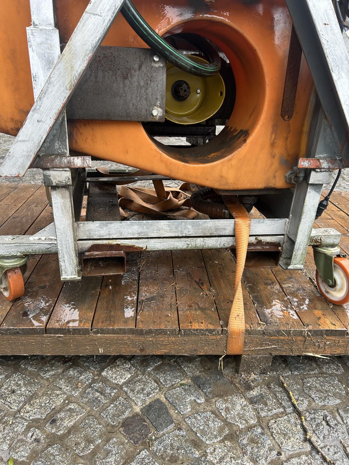 Feldspritze Jessur 3