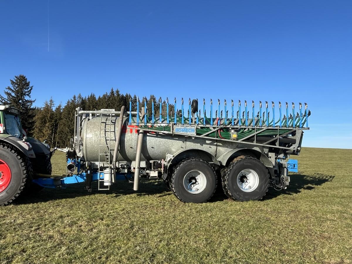 Streu Mix Schleppschuh Bomech Kumm passend Fendt 1