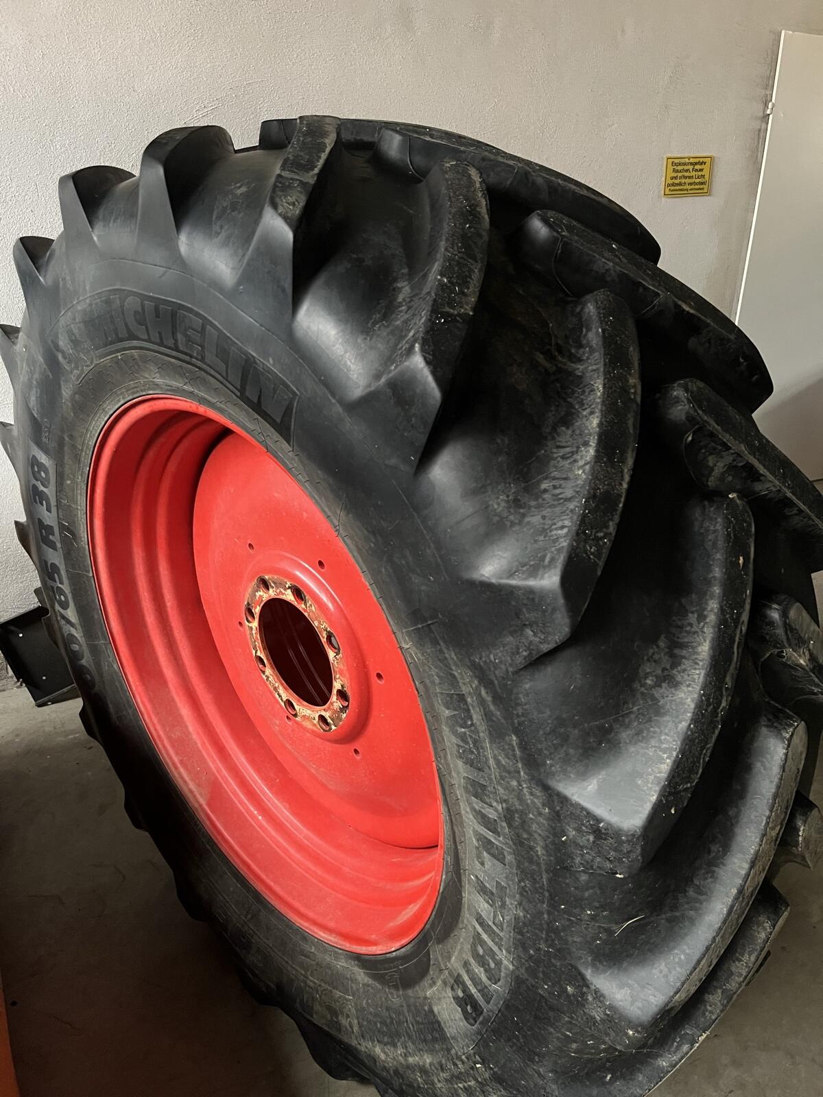 Reifen 600/65 R38 2
