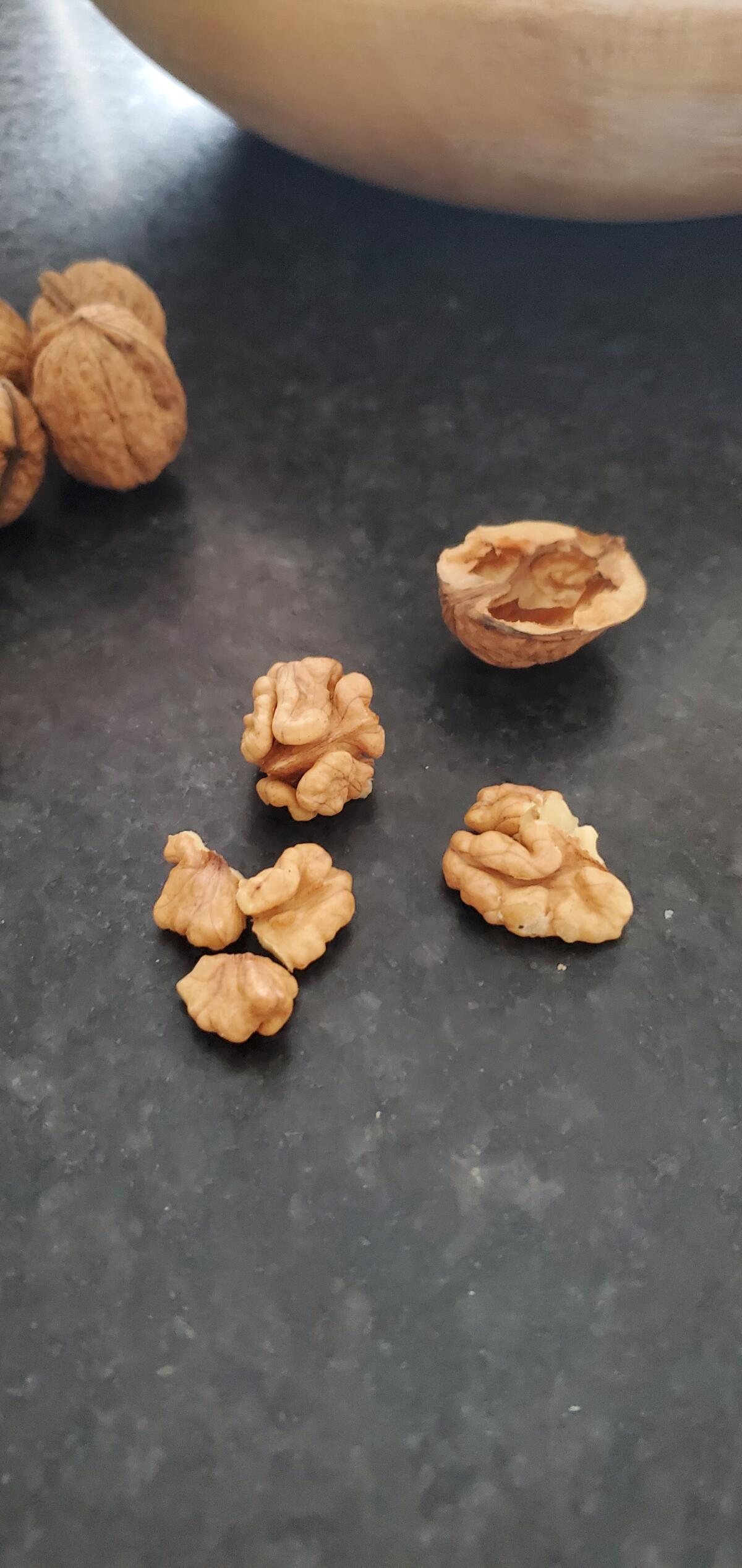 Frische Walnüsse, Ernte 2025 2