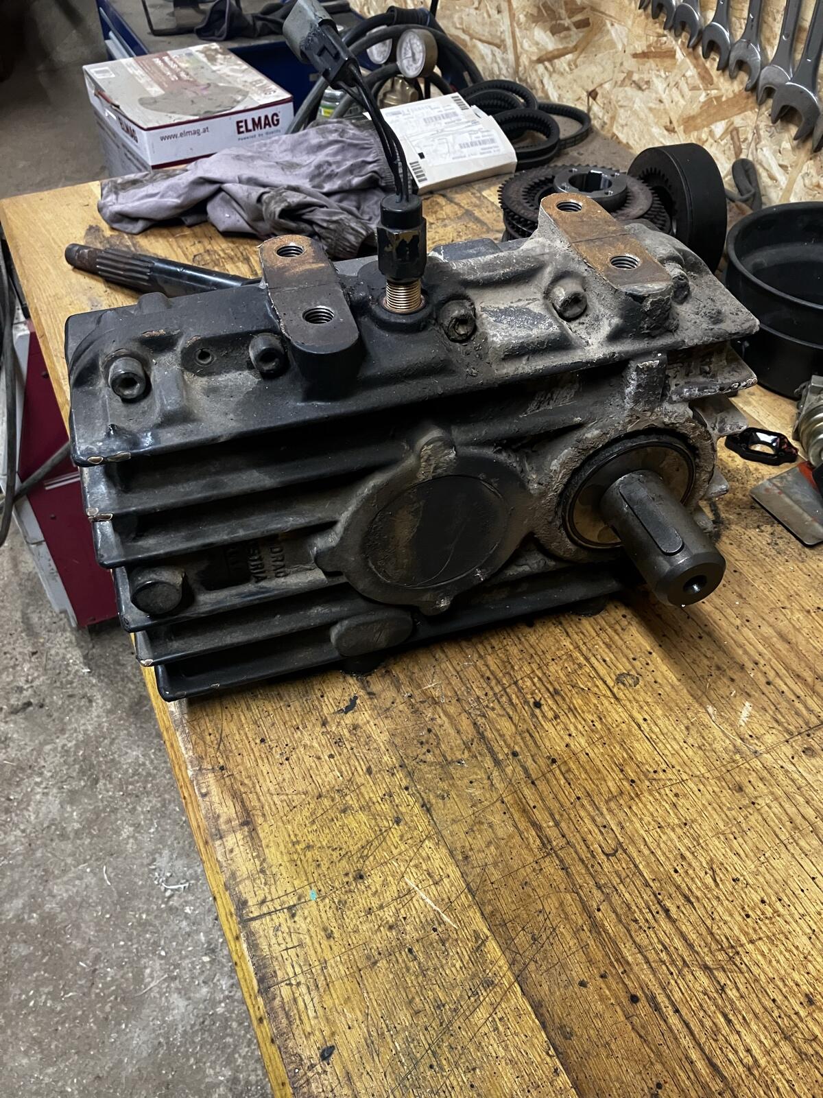 Hydrac Frontzapfwelle 2