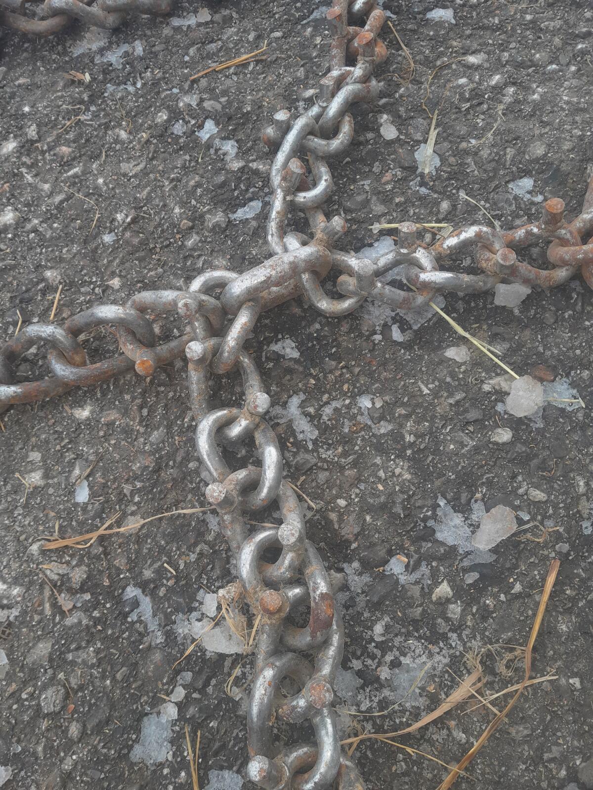 Schneeketten 18.4-30 Igelketten 2