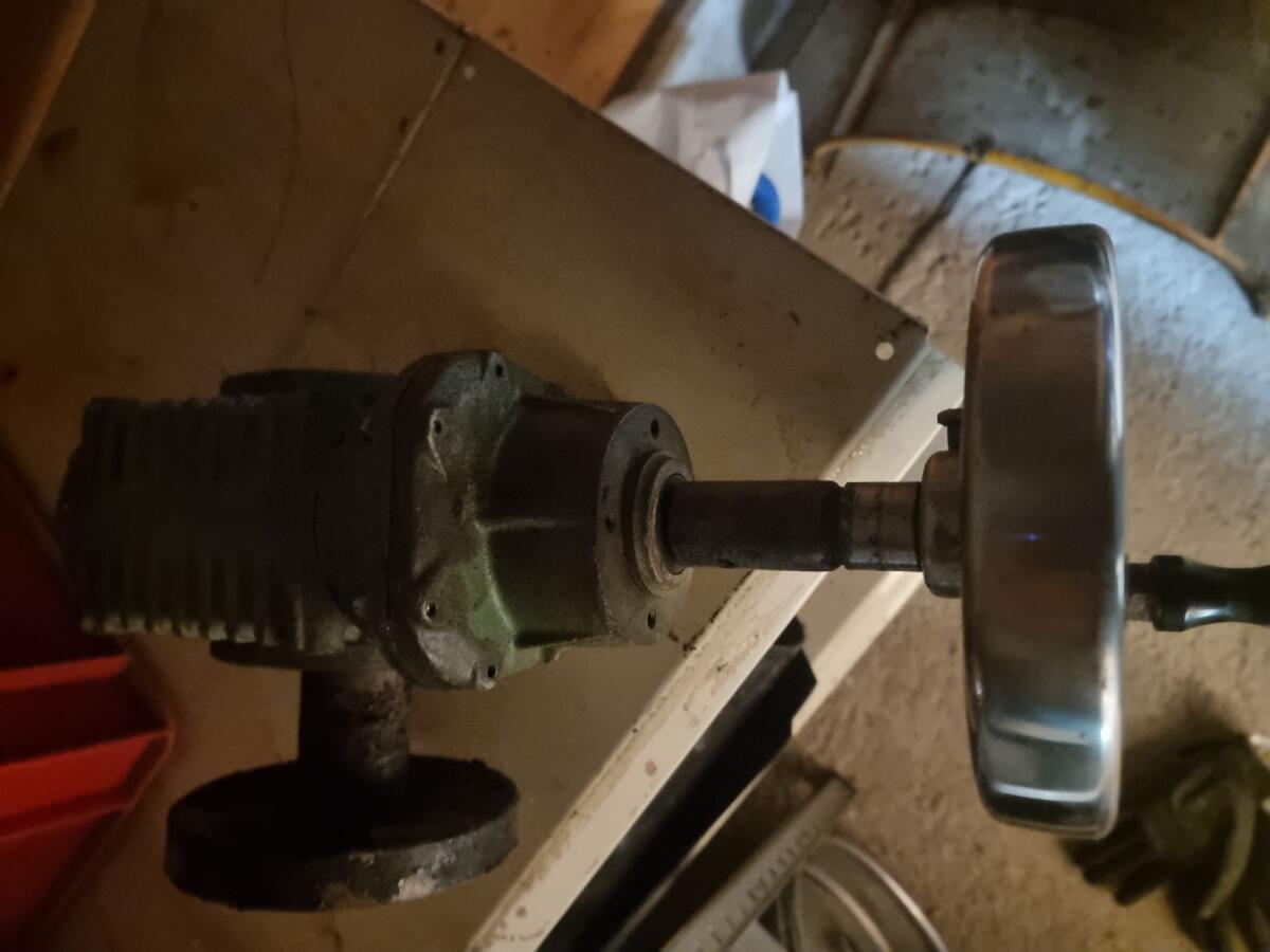 Winkelgetriebe mit Übersetzung 2