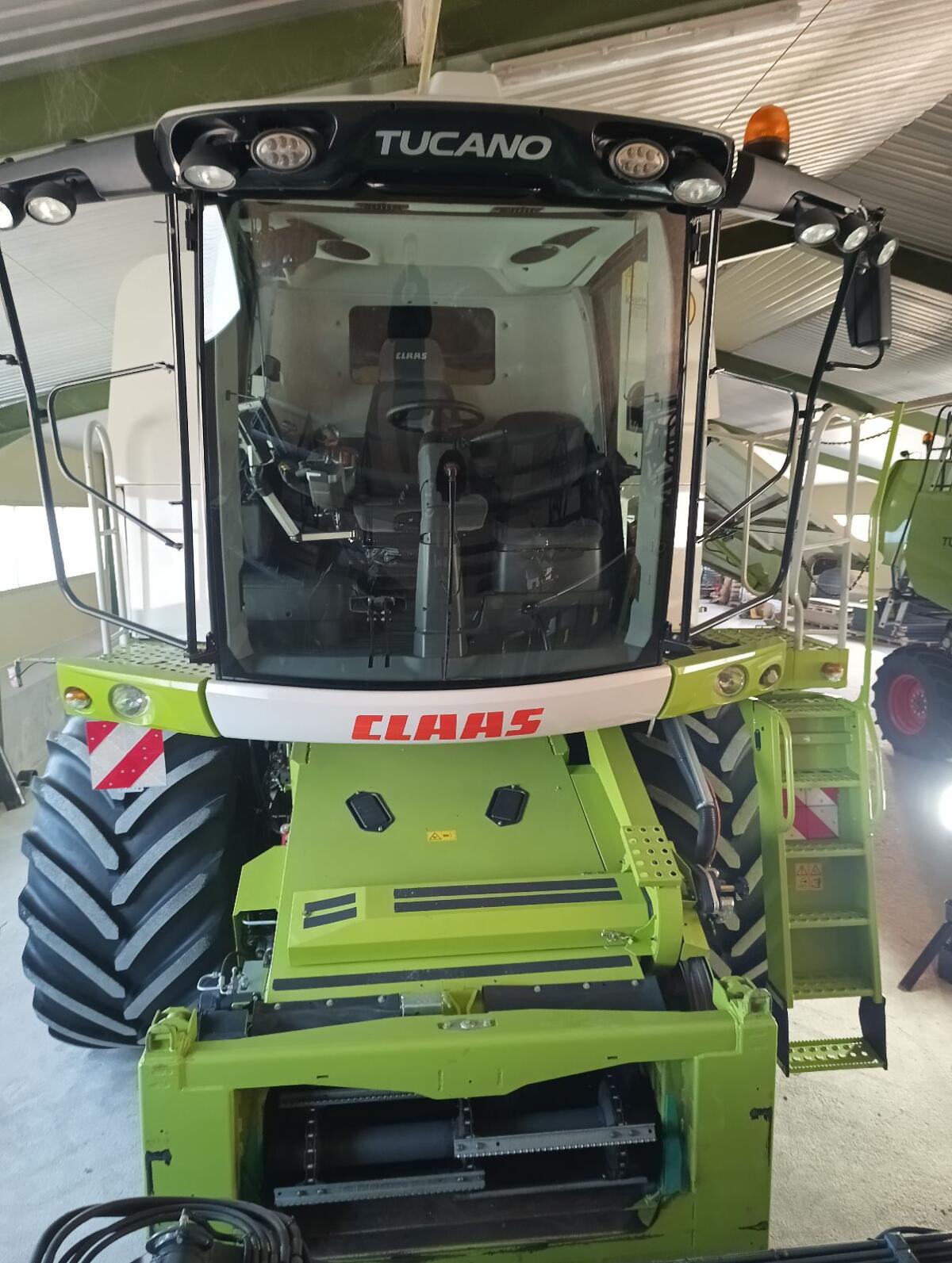Claas Tucano 560 Montana 1