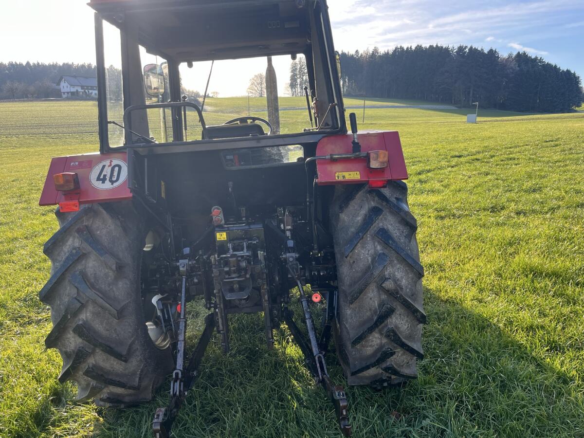 Case IH 940 Traktor, Schlepper 2