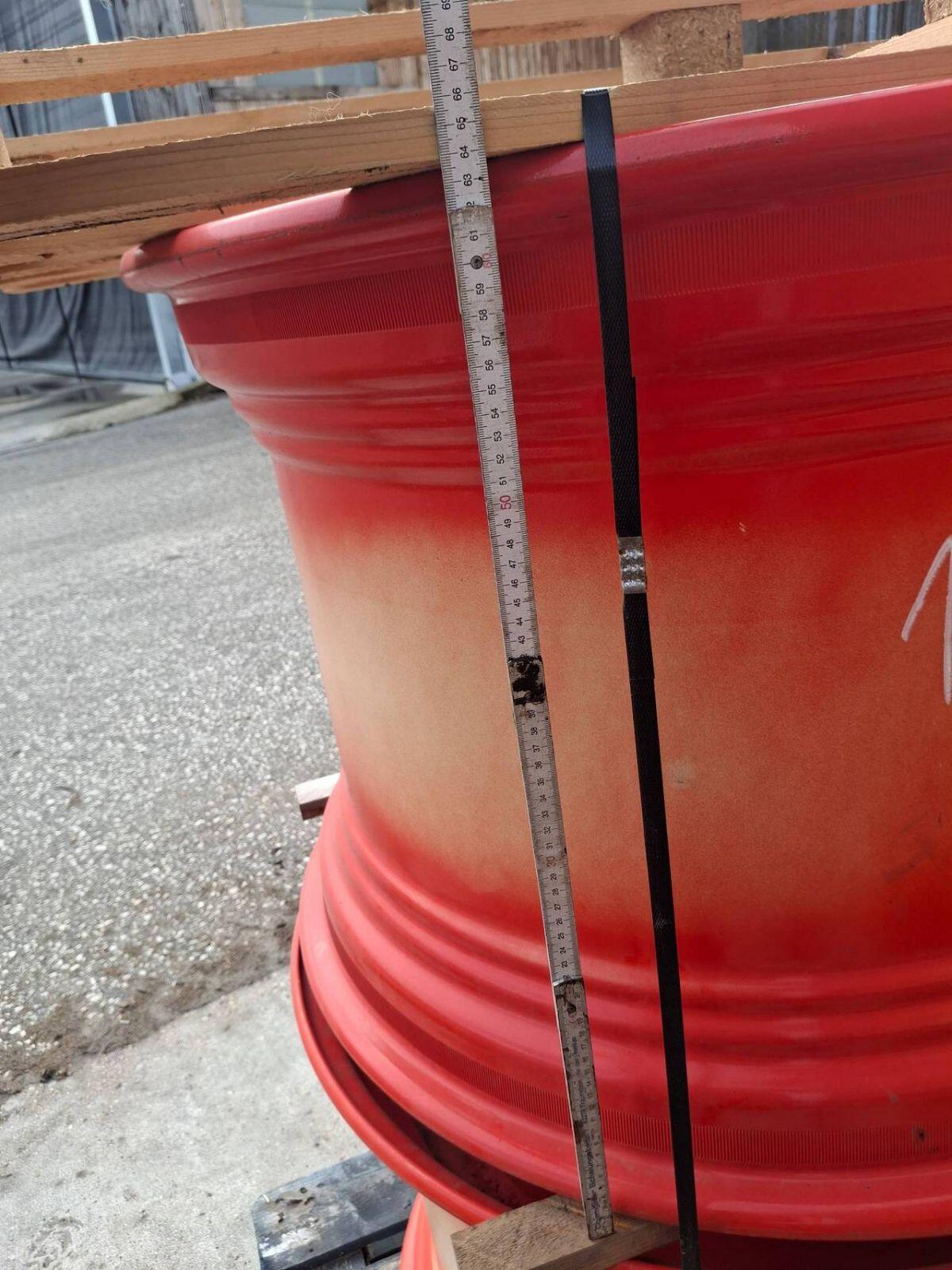 Felgen 23x34 TW23B34 GKN Fendt Claas 12 Loch unbenutzt 1