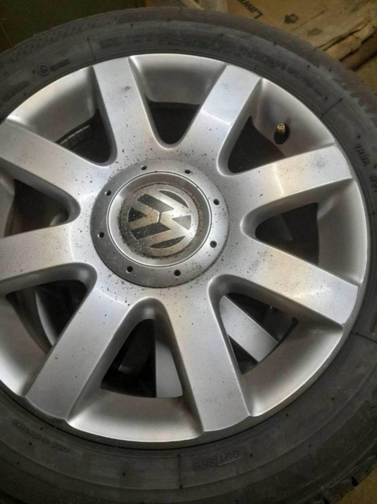 Verkaufe Sommerreifen VW Passat 1