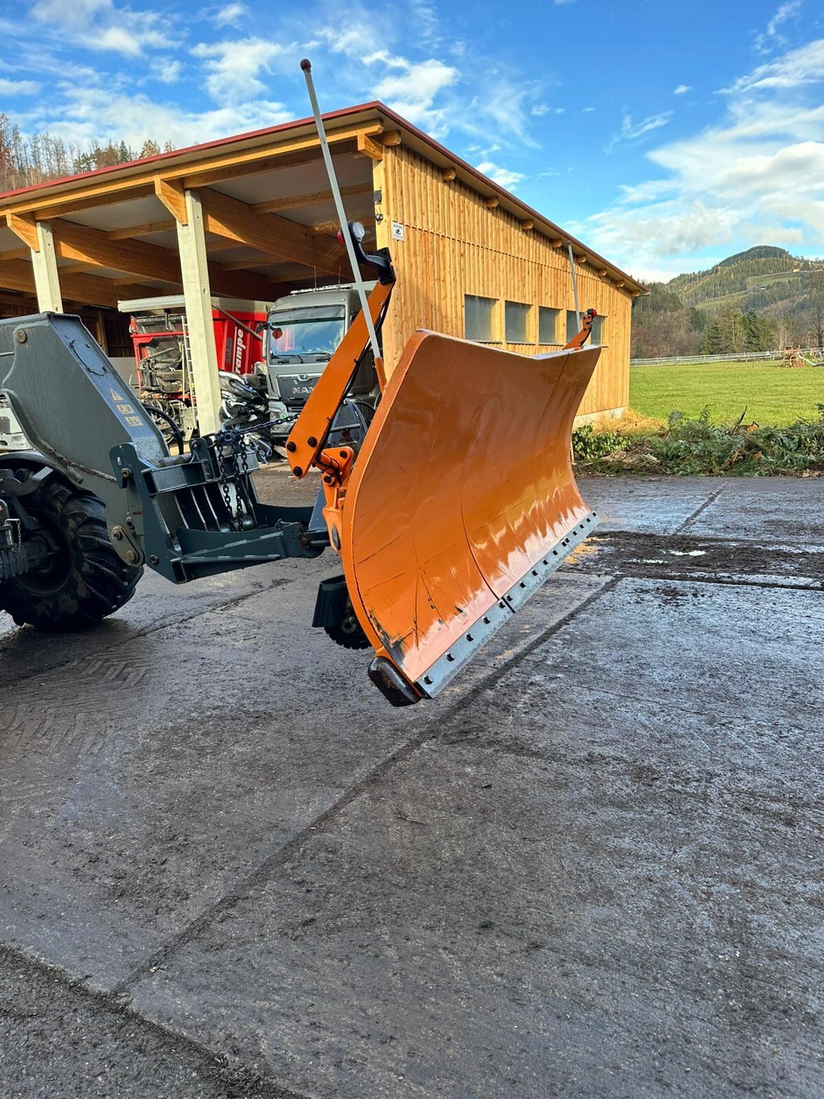 Hydrac UIII 320 Dreipunkt-Schneepflug 3