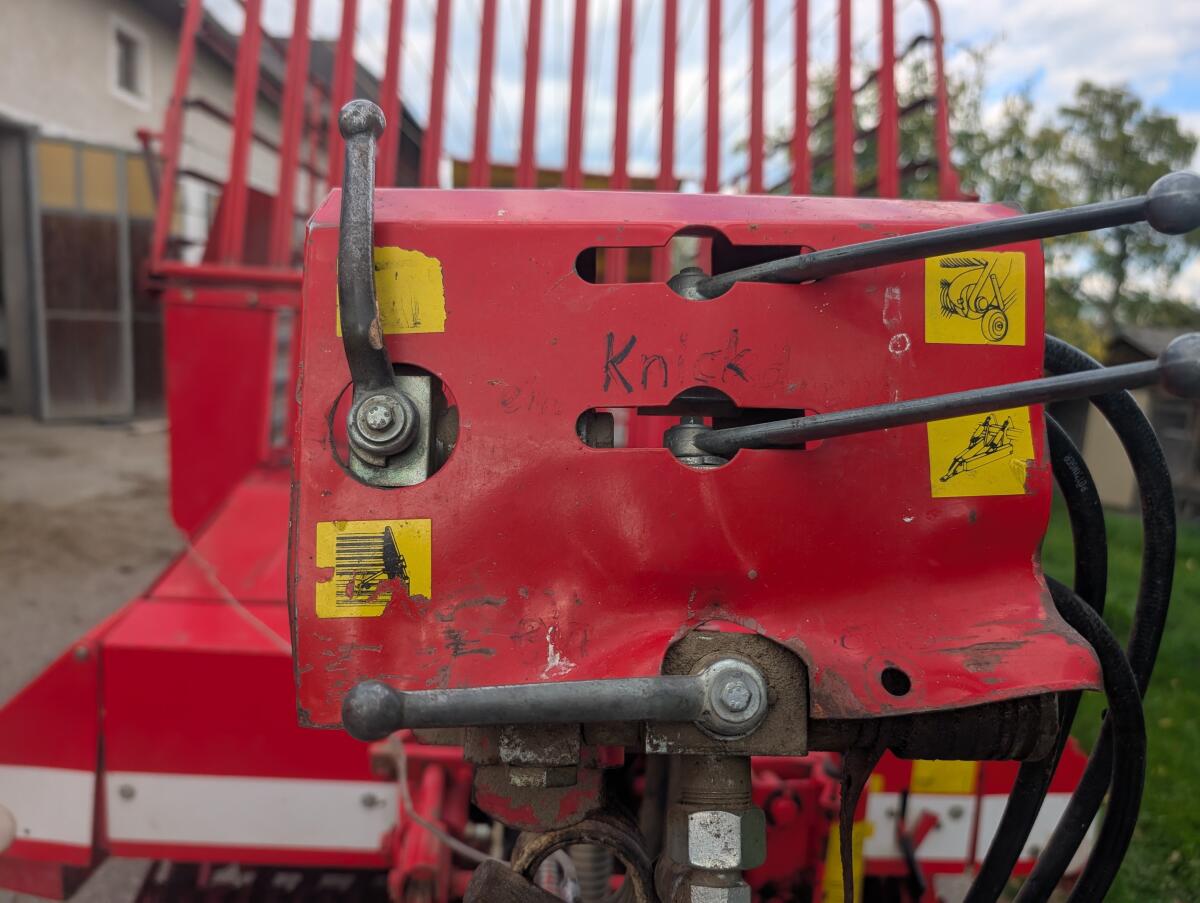 Pöttinger Boss II Ladewagen 2