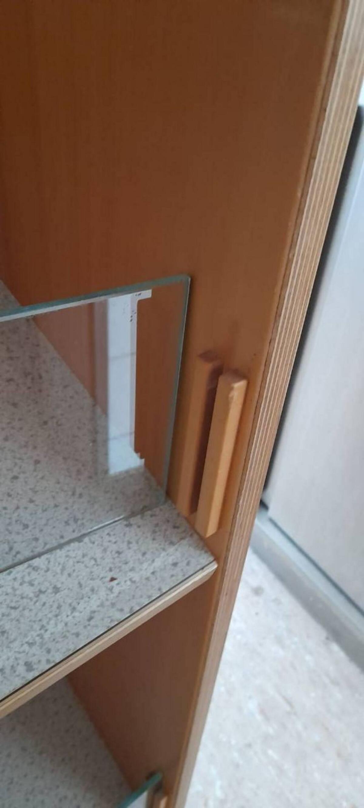 Verkaufsregal Vitrine für Brot 2