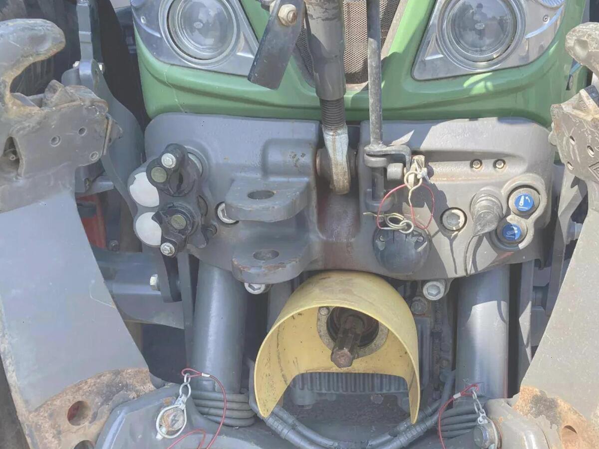 Fendt 516 Vario SCR Profi Plus 2