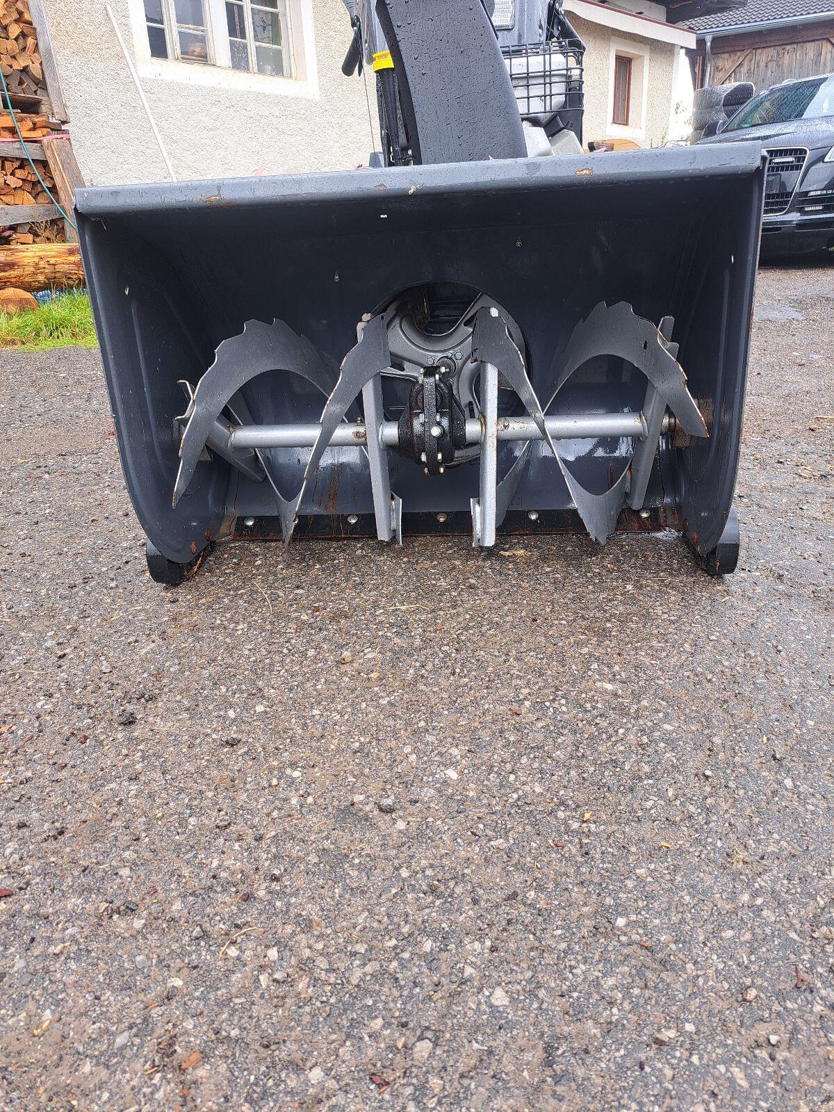 Schneefräse Briggs & Stratton 2
