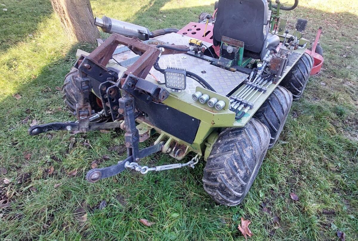 Rasant Bergtrak 3 Achser mit Mulcher 3