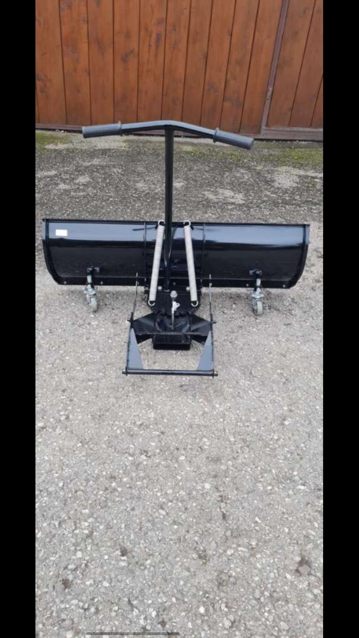 Schneeschild Kova Schneepflug Husqvarna Rider Rasentraktor 2