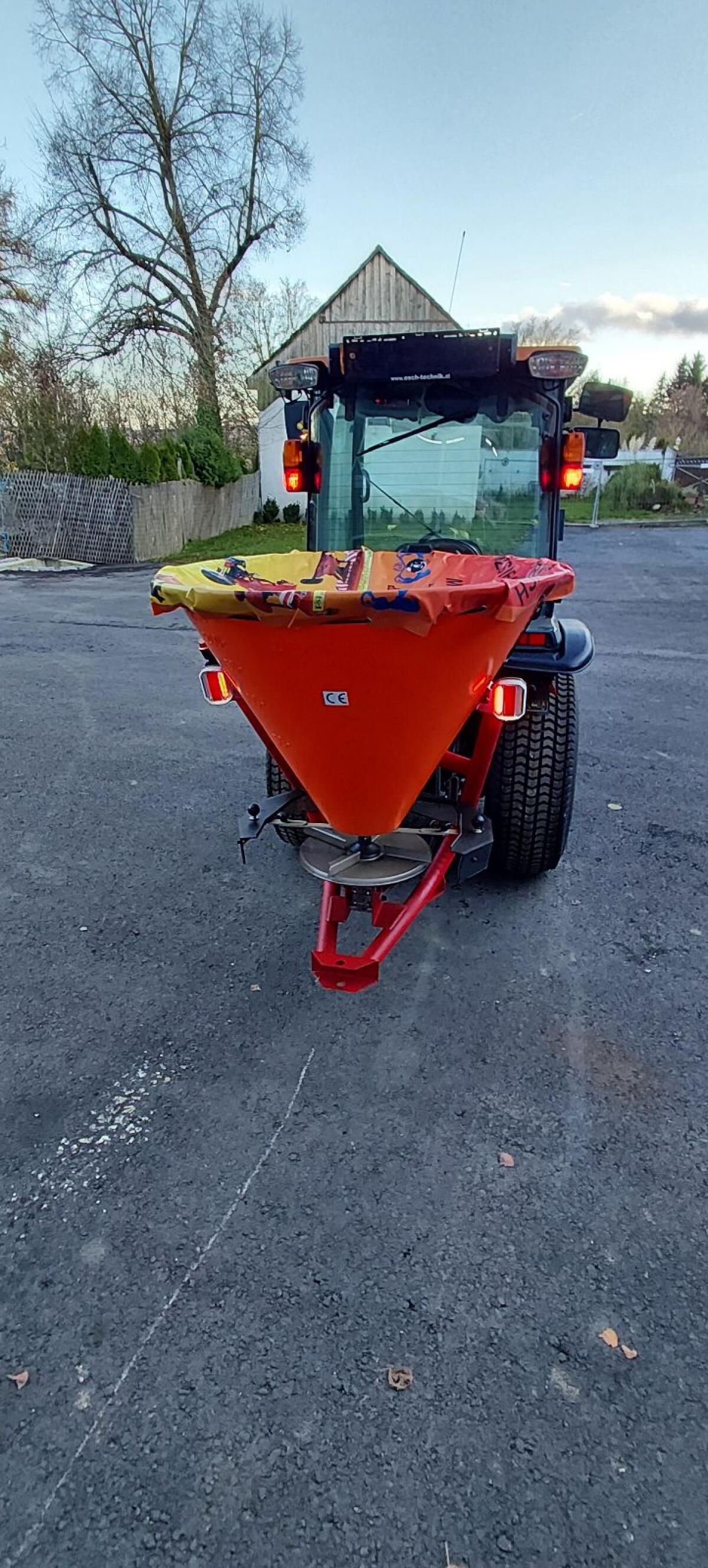 Kubota STW 40 STV Allrad Diesel Kommunal Winterdienst 3