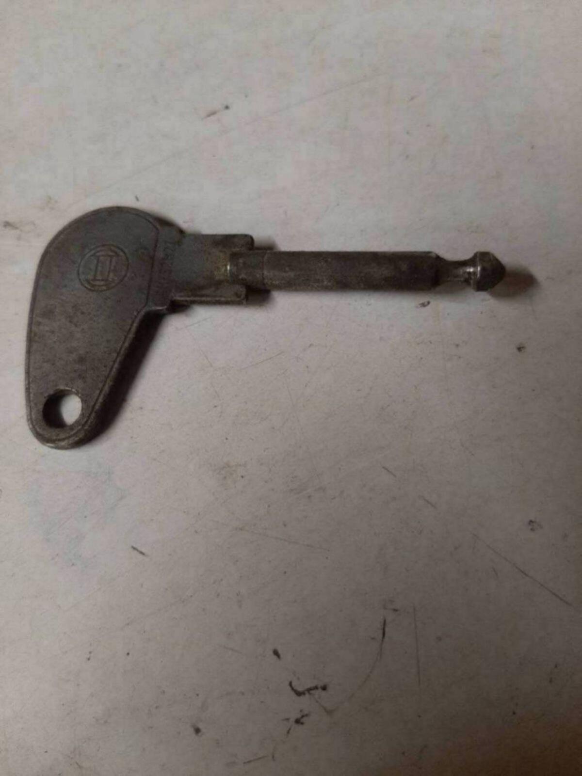 Bosch Zündschlüssel 1