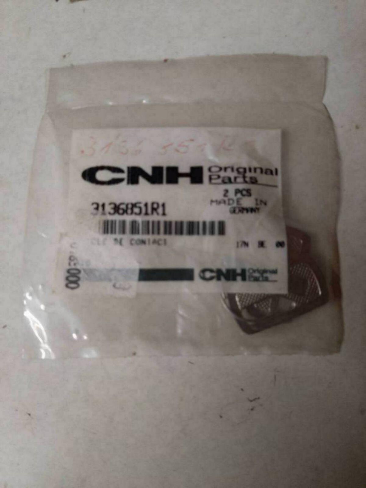 2 Zündschlüssel IHC 285 1