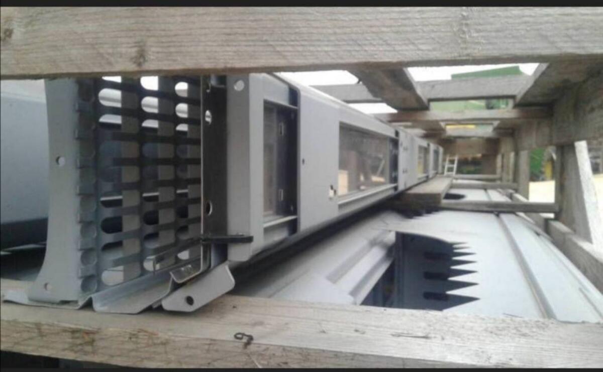 Hordenschüttler John Deere W440 Sampo und Schüttlerwellen 2