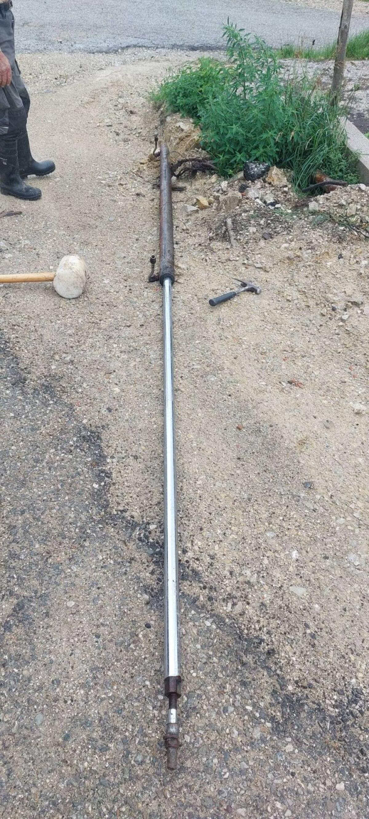 2 Stk. Mistbahnzylinder 1