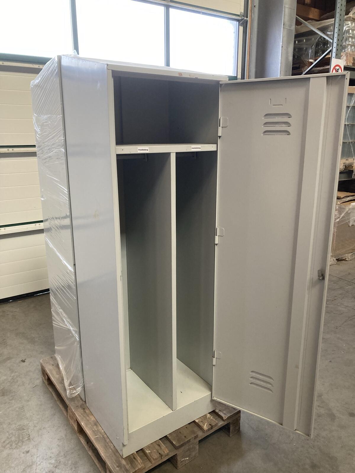 Gebrauchter Kleiderspind 2