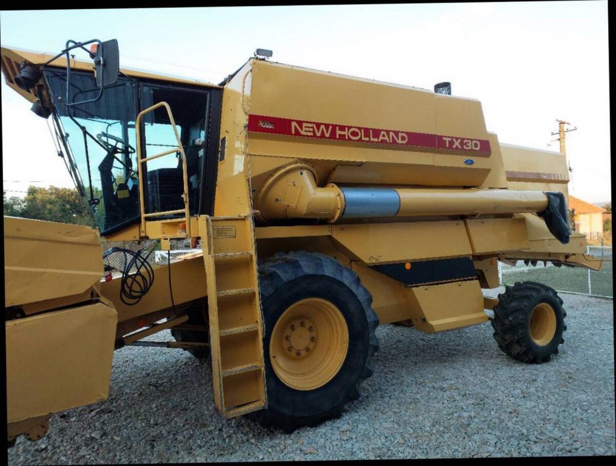 Mähdrescher New Holland 1