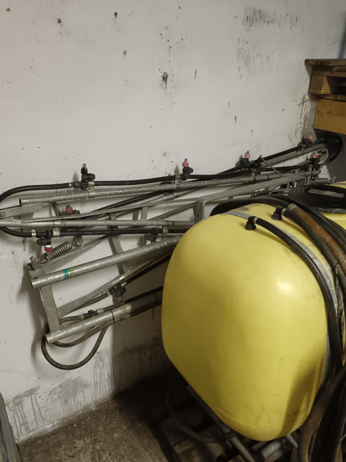 Feldspritze Agromehanika 3