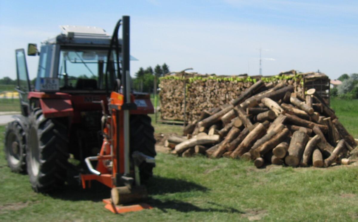 Buchenbrennholz, heizfertig trocken 1