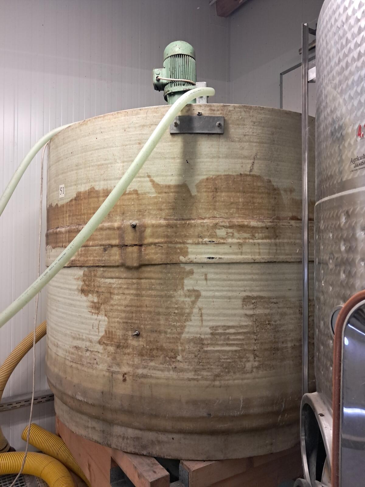 Rührtank für Rotwein 1