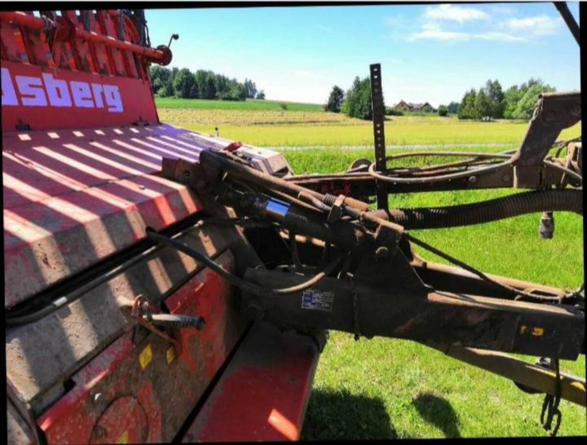 Landsberg Lade-/Erntewagen 3027 2