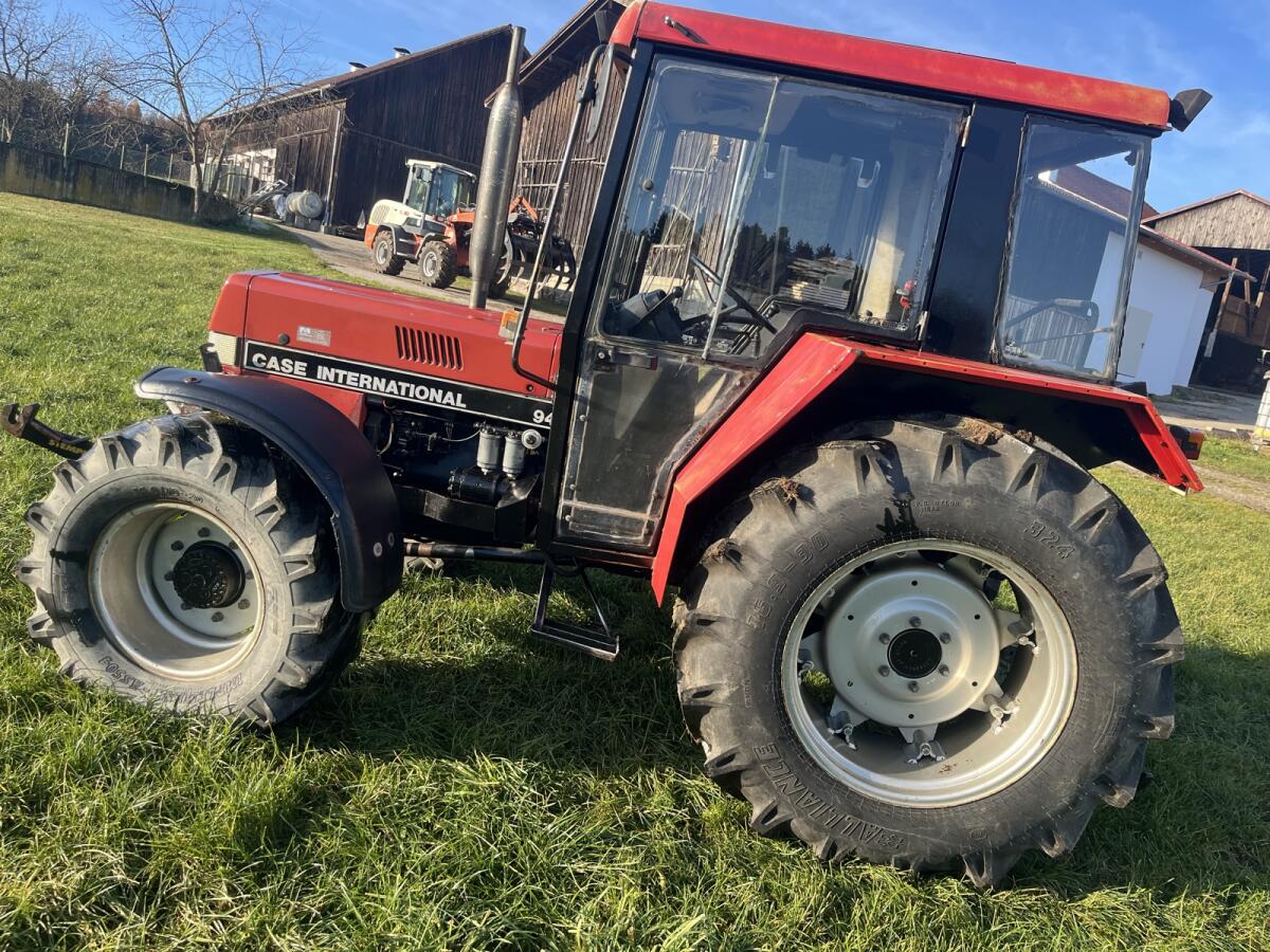 Case IH 940 Traktor, Schlepper 3