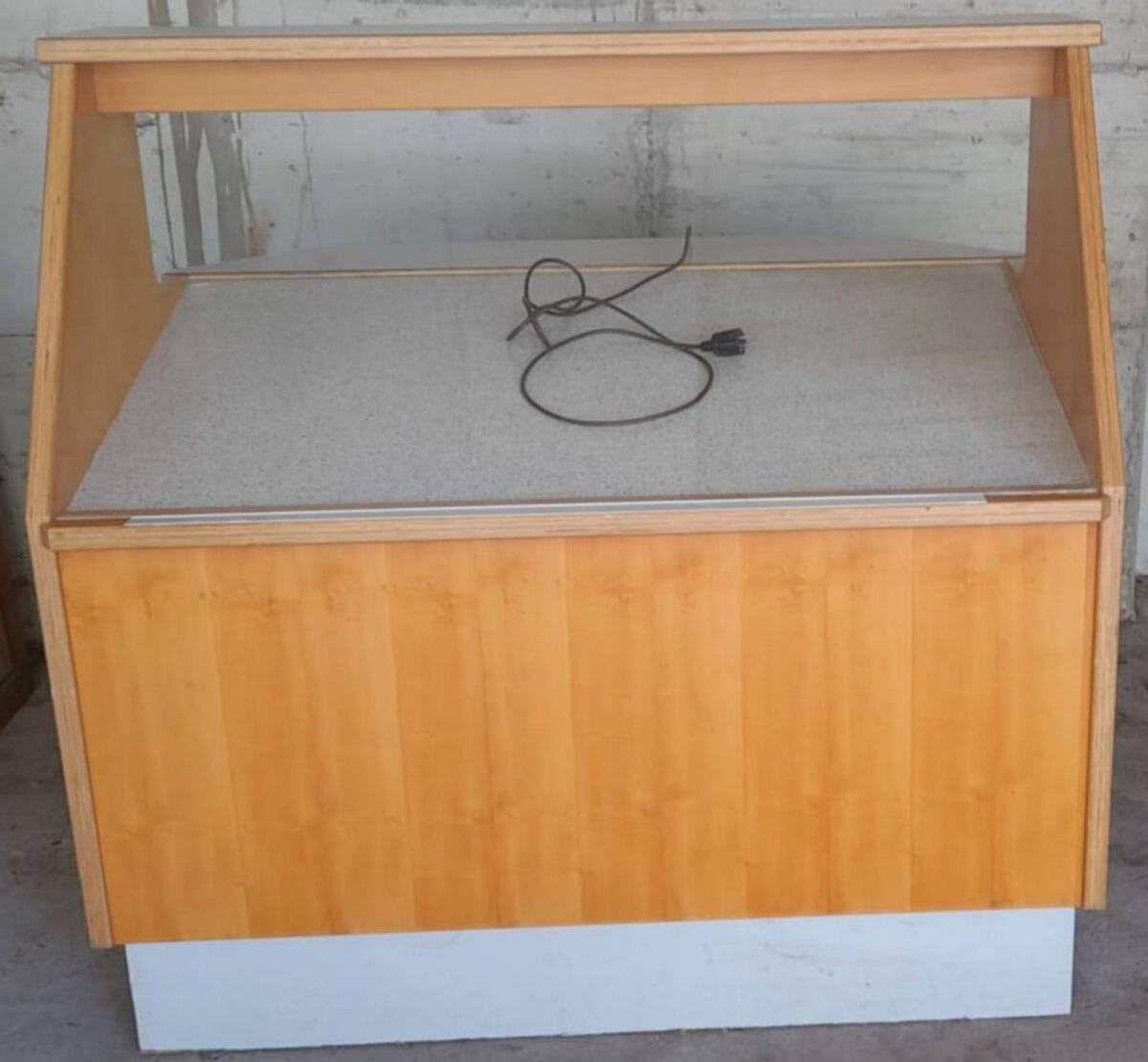 Verkaufsvitrine Vitrine Brot Gemüse 3