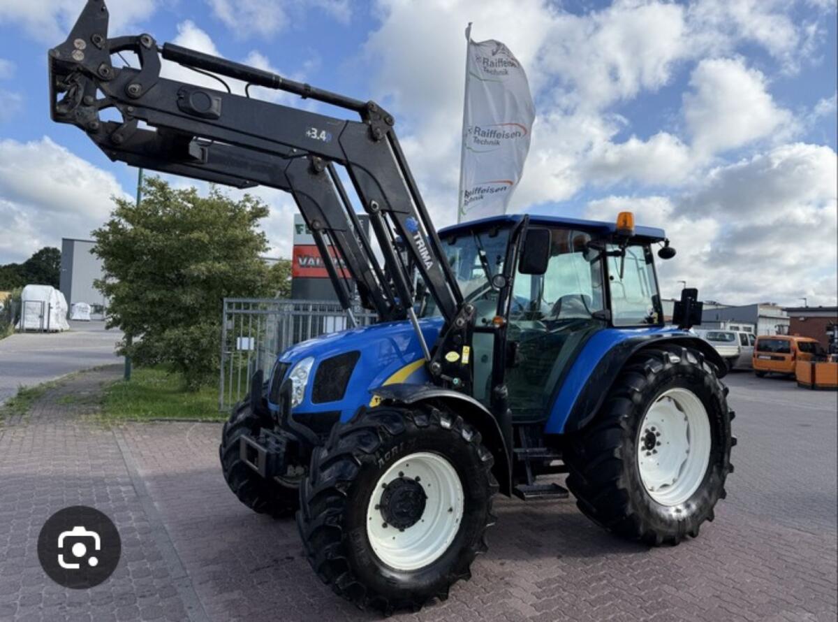 Suche New Holland T5050 T5060 T5040 1