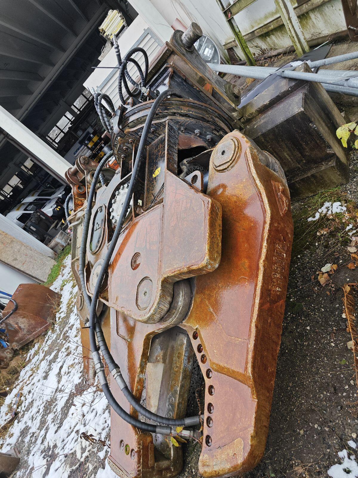 Schrottschere Verachtert VTS 50 mit Schrottgebiss 3