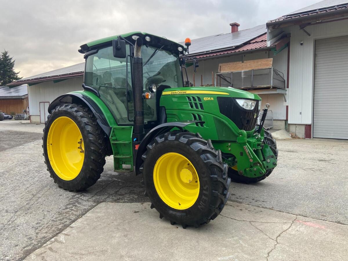 Pflegereifen / Hackfruchtbereifung John Deere 50 km/h 1