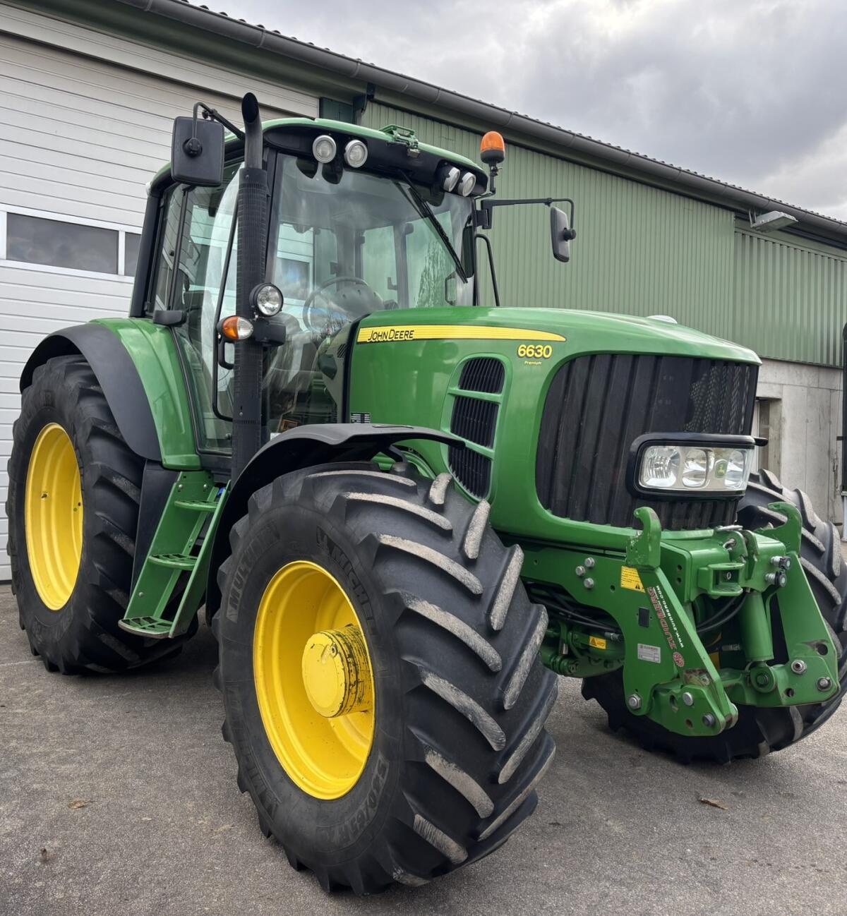 John Deere 6630 3