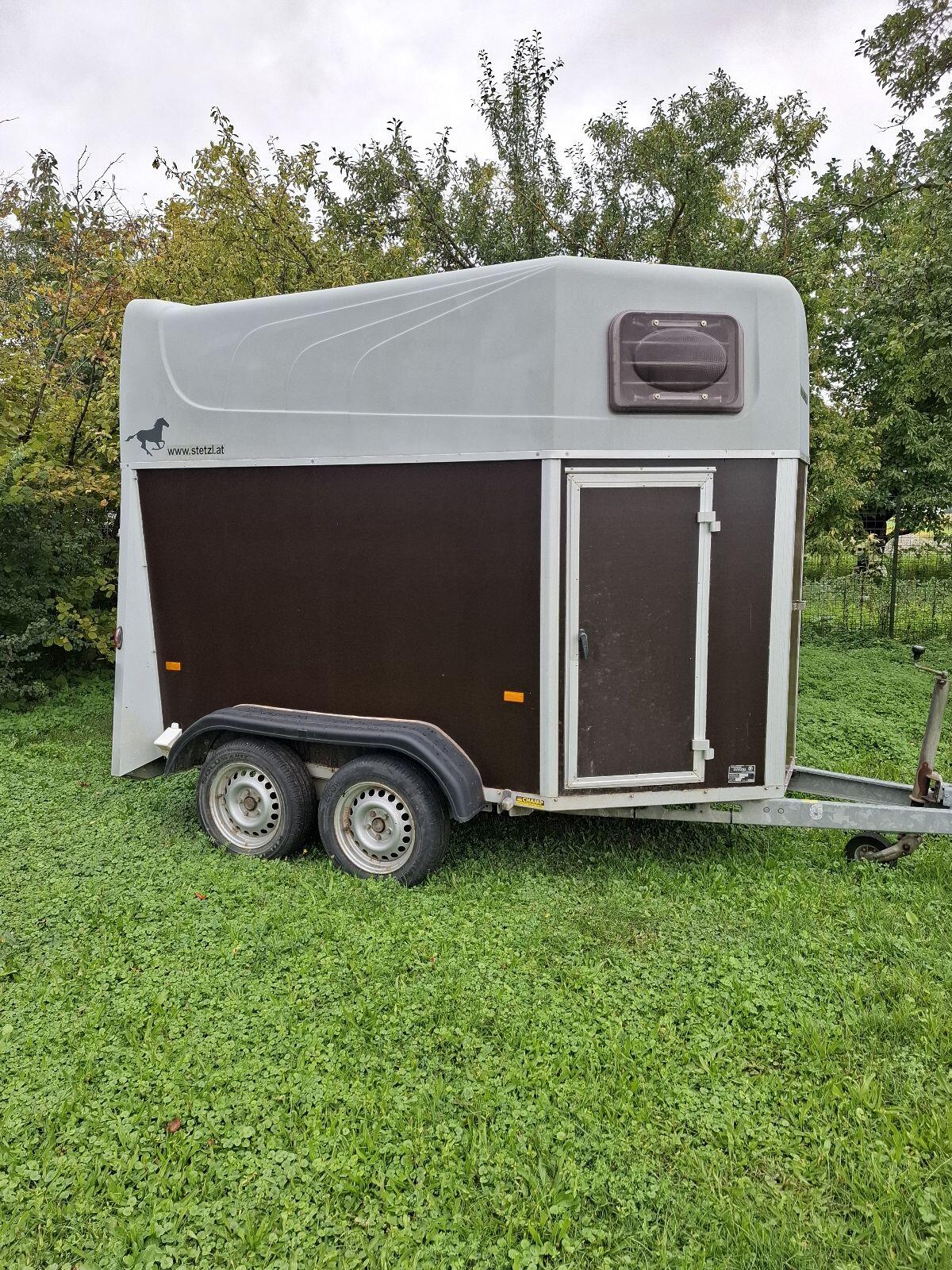 Pferdeanhänger 1