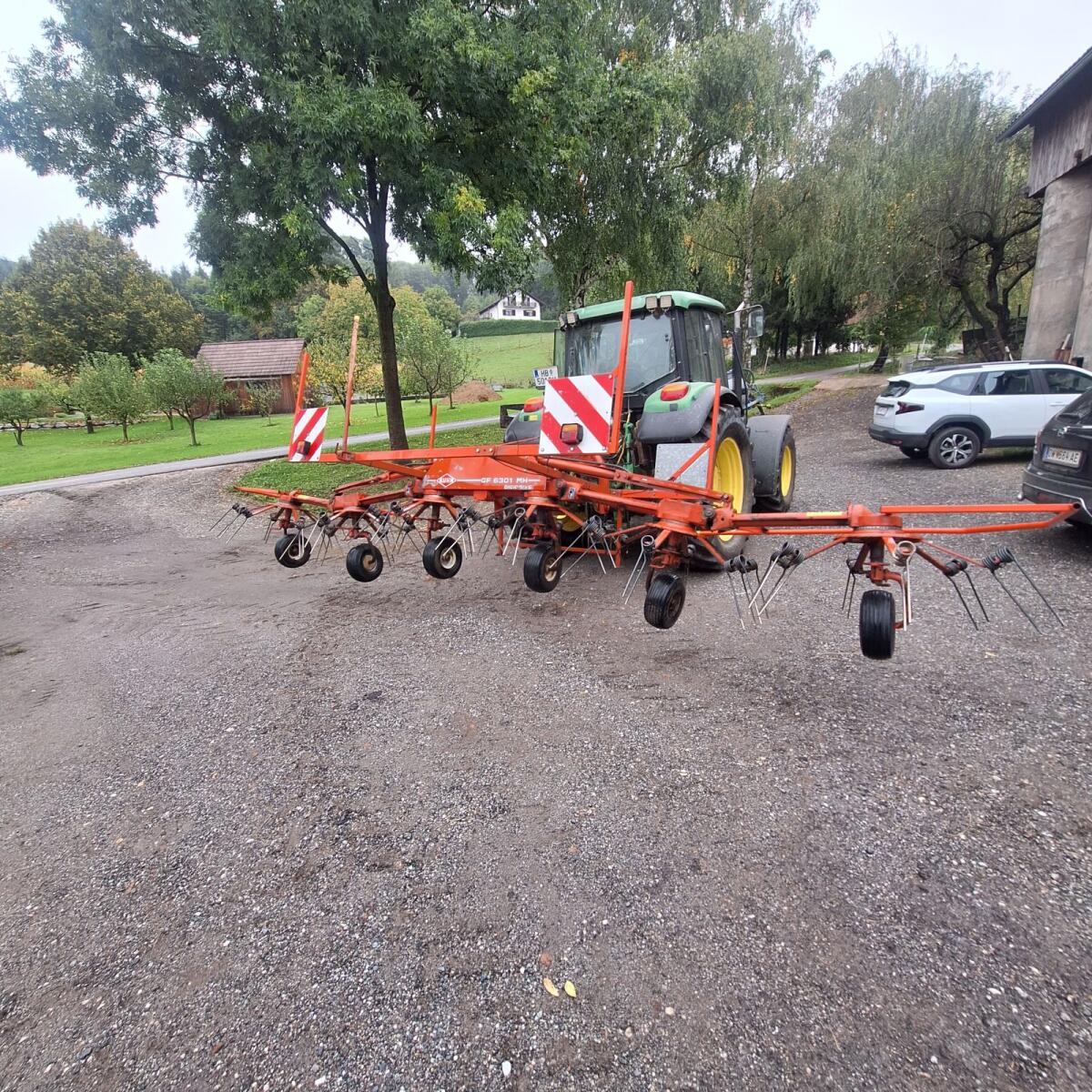 Kuhn GF 6301 Kreiselzettwender 1