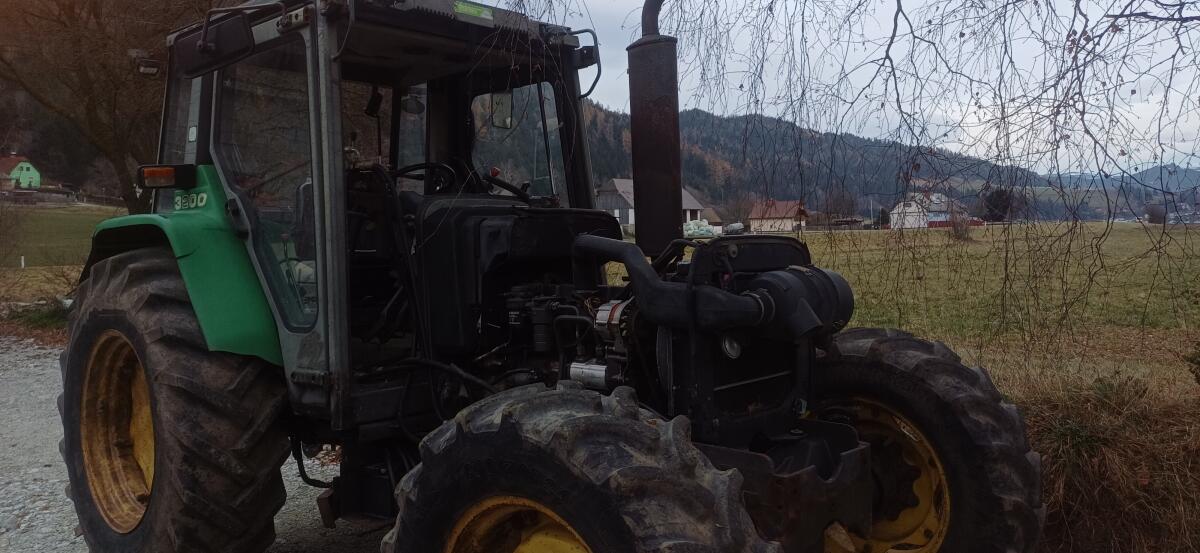 John Deere 3200 mit Motorschaden 1