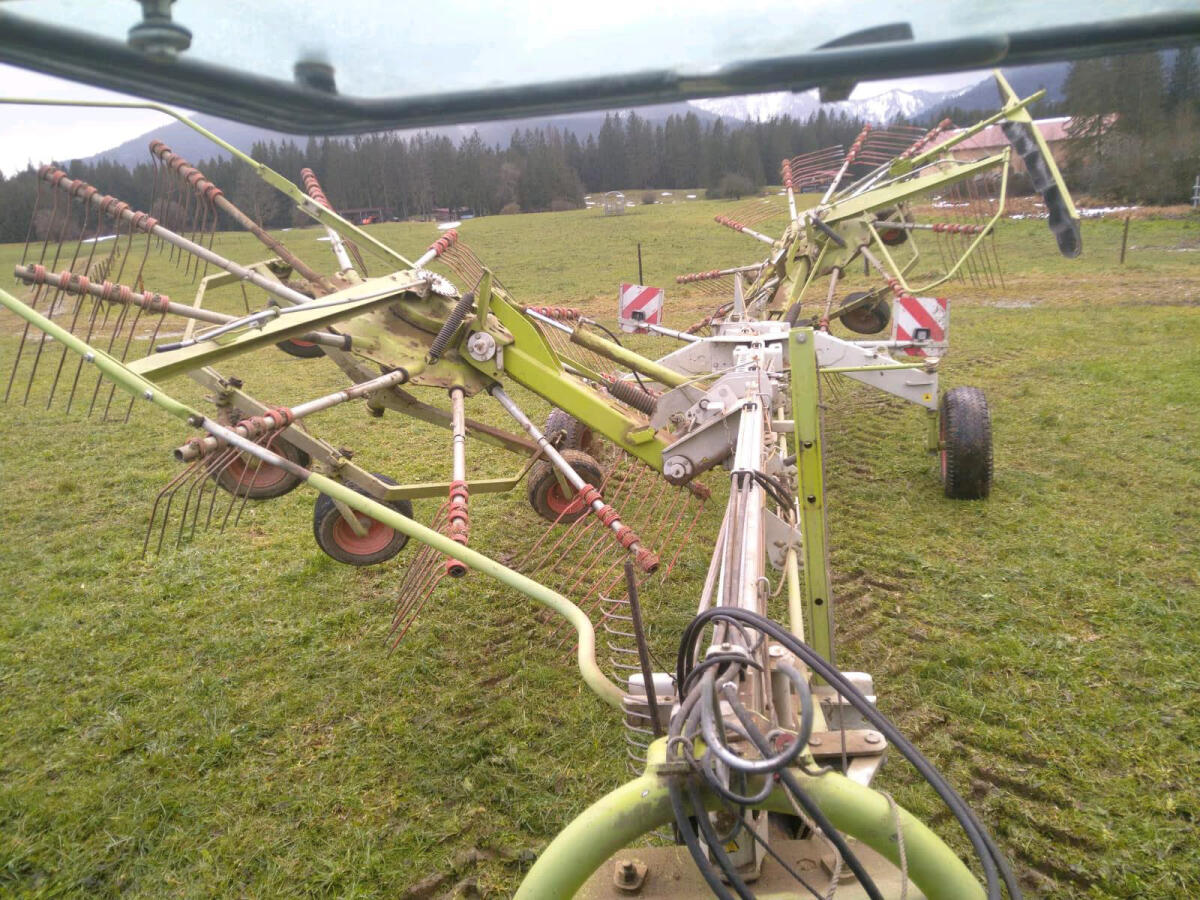 Claas Liner 1550 Twin Profil Seitenschwader 1