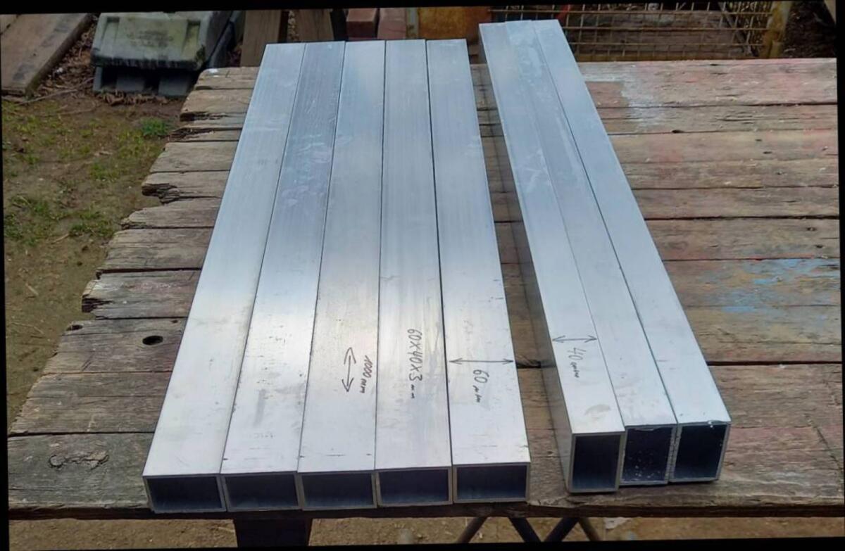 8 Alu-Rohr-Reste 60x40x3 Länge 1 m 1