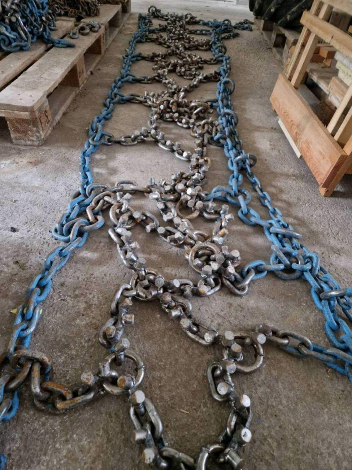 Pewag Forstgrip, Stachelketten mit Spannkette 3