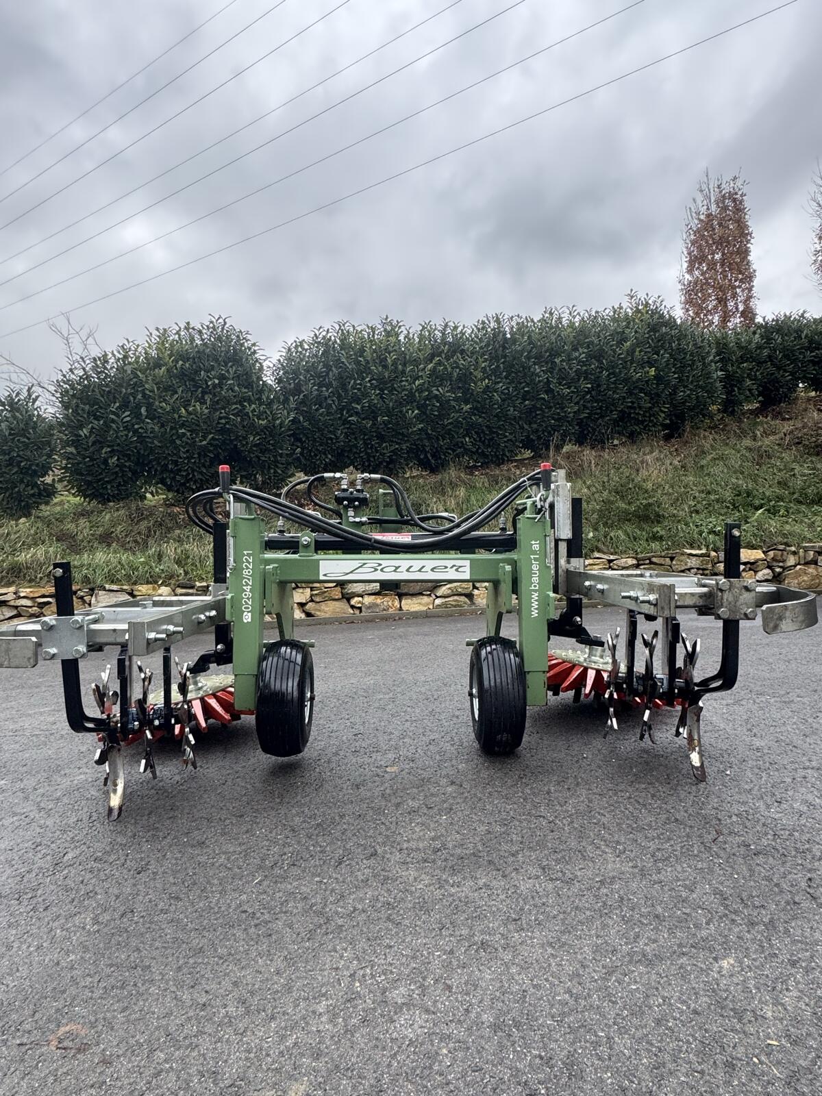 Bauer Front Rollfingerhacke beidseitig 1