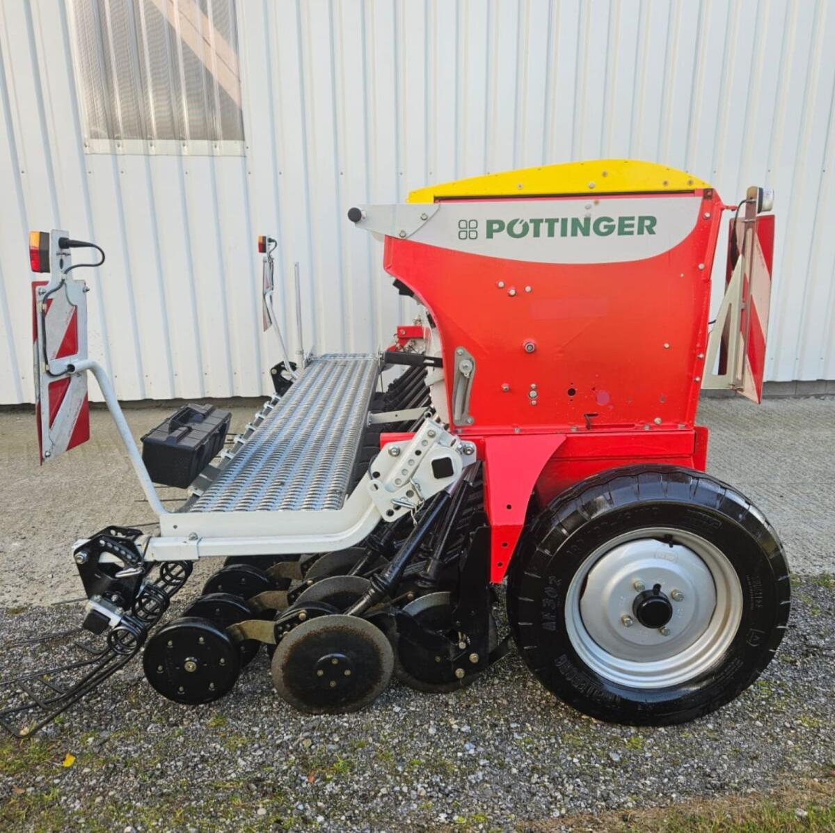 Pöttinger Vitasem 302 Scheibenschare 3