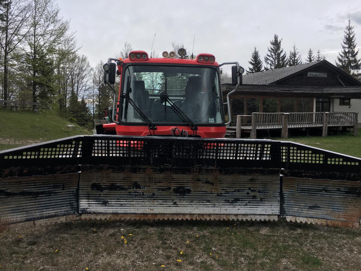 PistenBully 300 Polar 3
