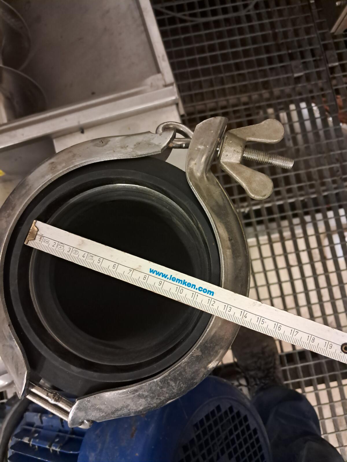 Verkaufe Mori Verdrängerpumpe 1