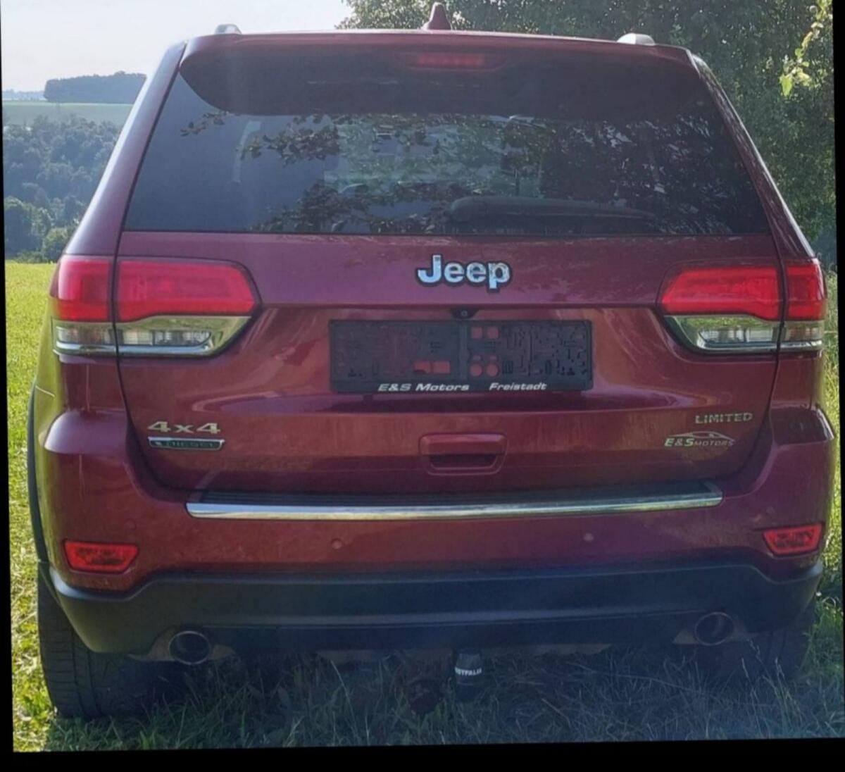 Jeep Grand Cherokee 1